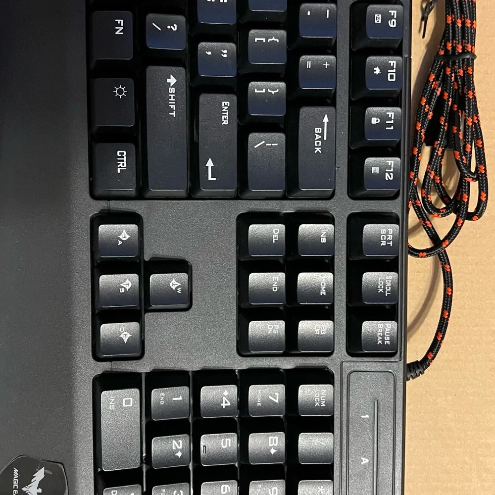 Magic eagle gaming keyboard